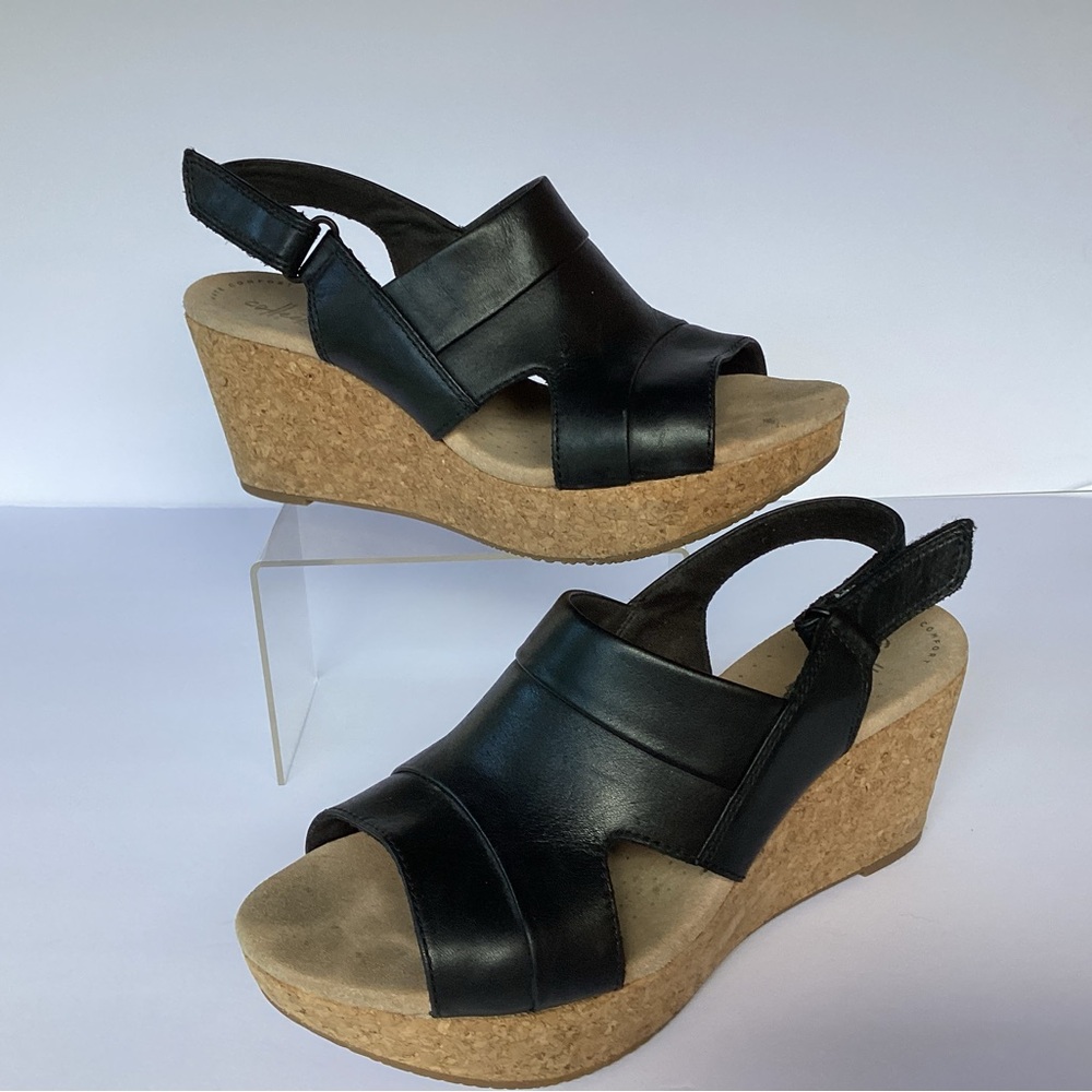 Clarks leather upper platform wedge sandals
